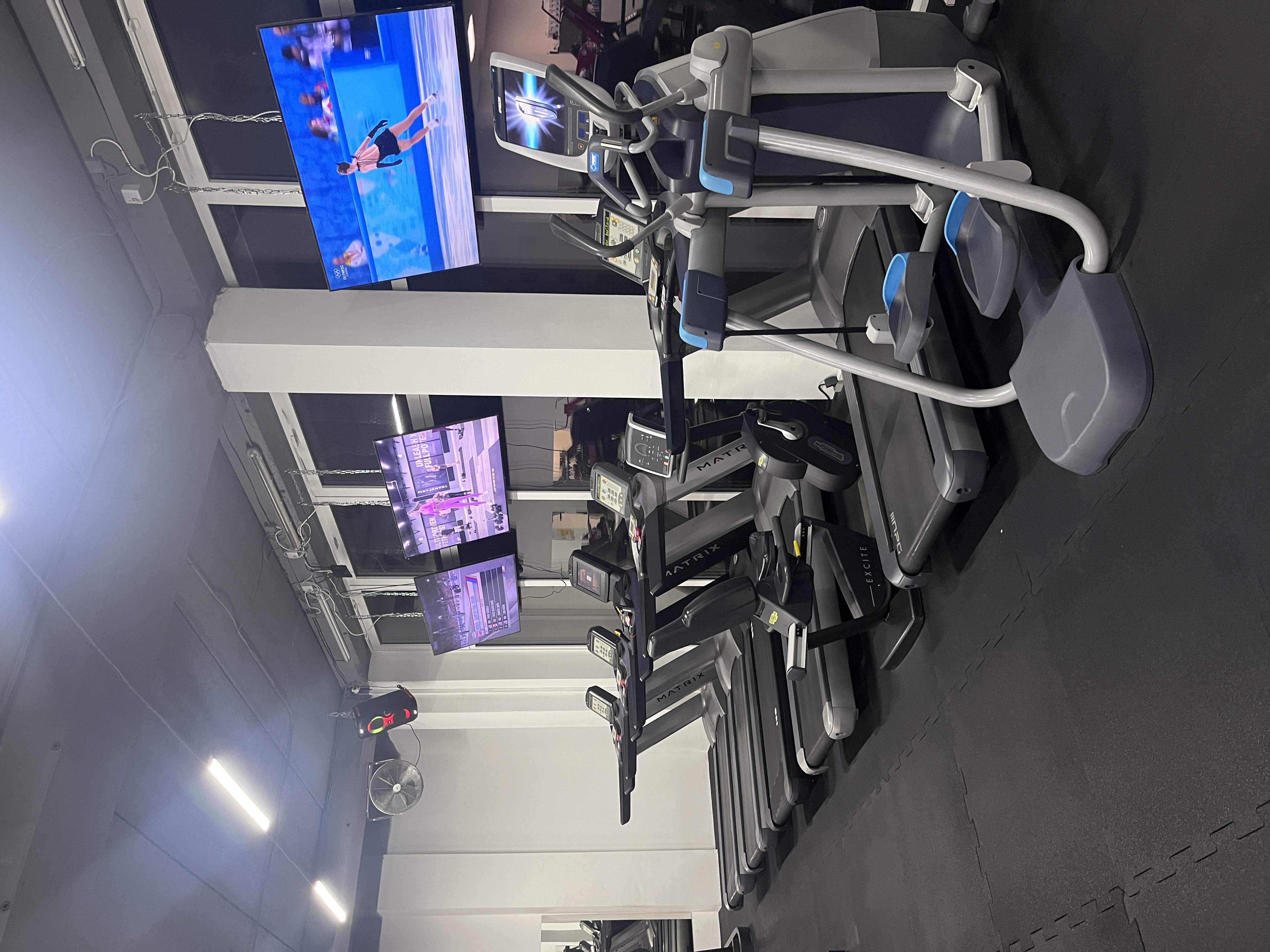 Cardio Stroje