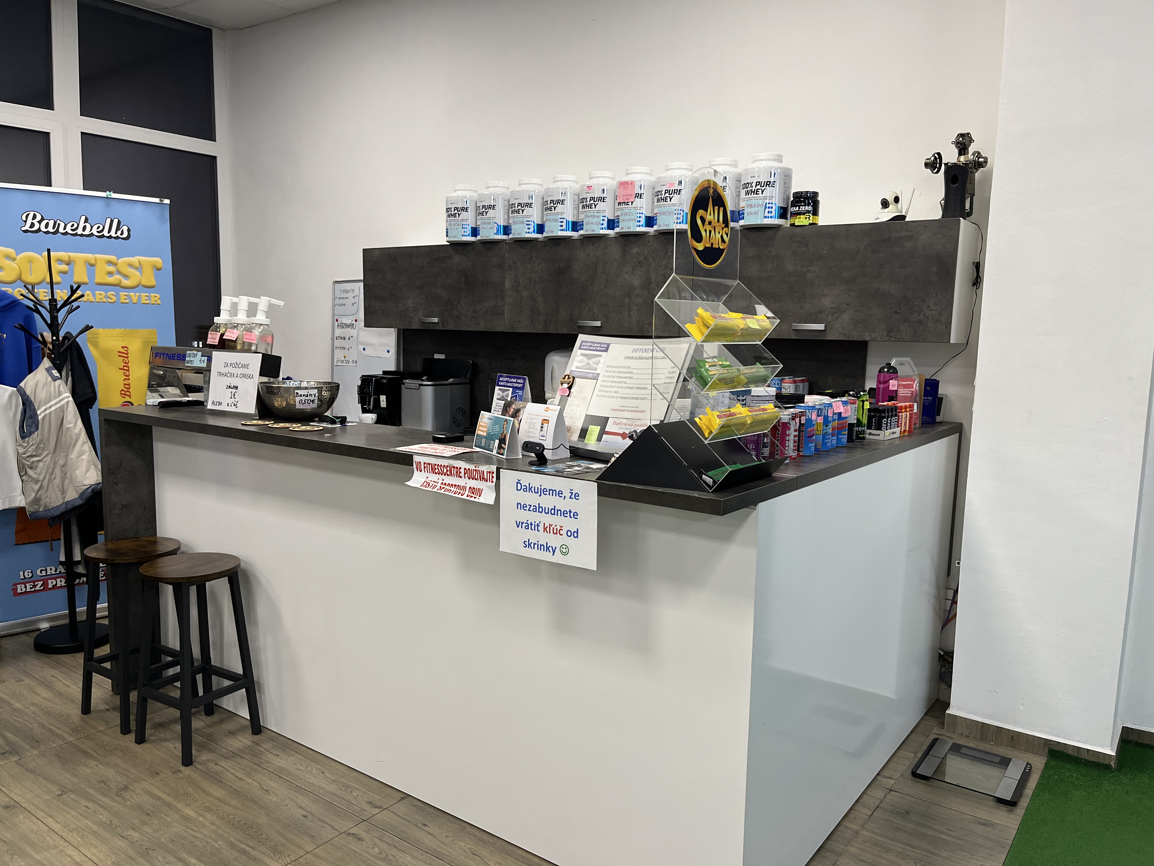 Bar 1